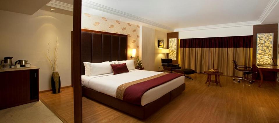 Hotel The The Grand Magrath Bangalore Eksteriør billede
