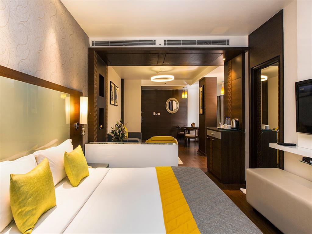 Hotel The The Grand Magrath Bangalore Eksteriør billede