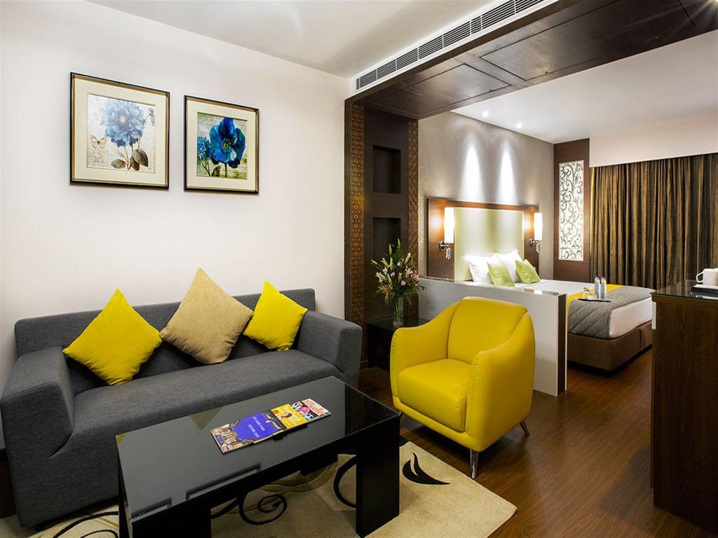 Hotel The The Grand Magrath Bangalore Eksteriør billede